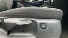 Toyota Yaris Cross 1.5 Hybrid Design 5dr CVT Hybrid Estate